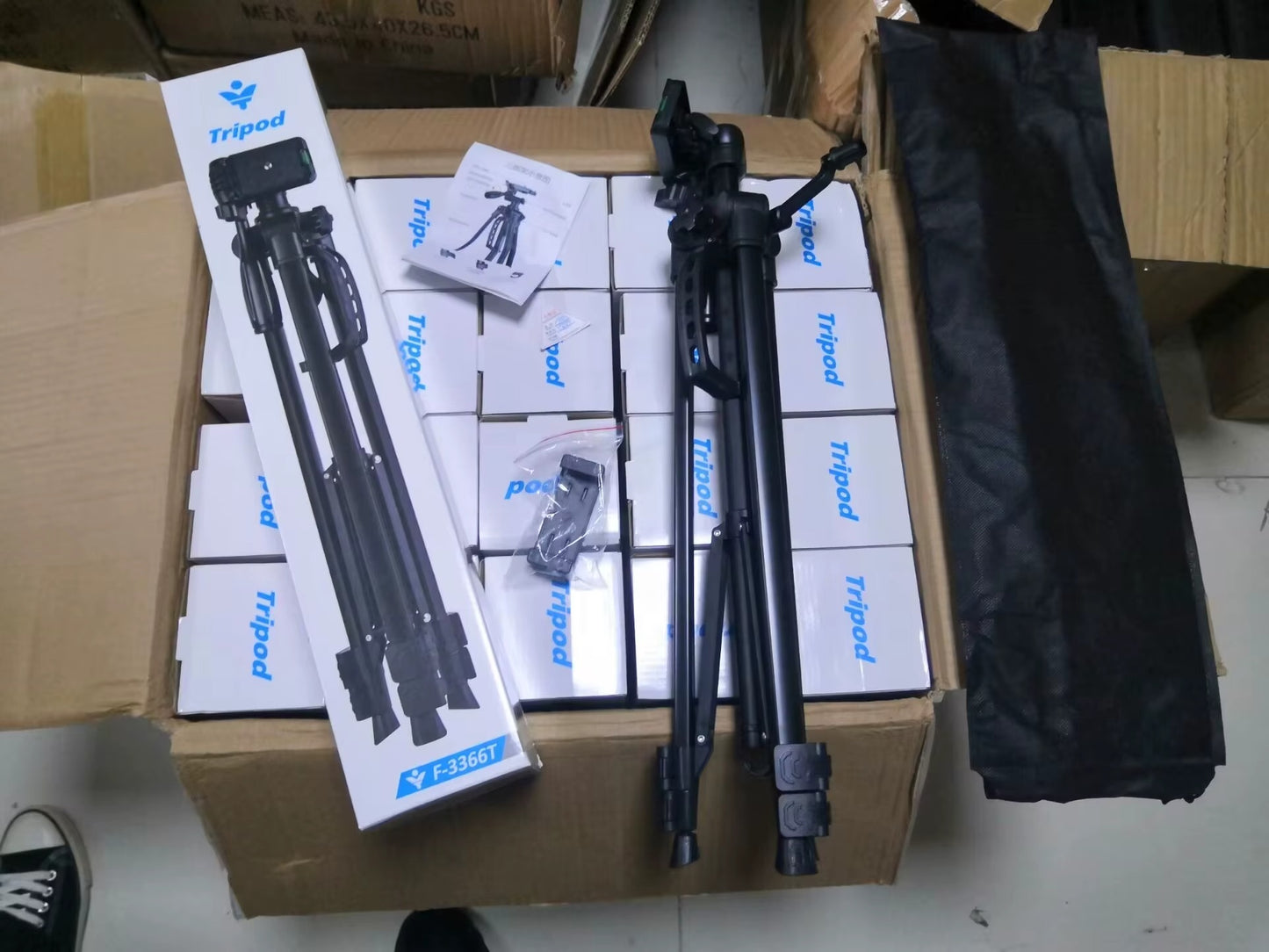 Trépied en Métal avec Support Téléphone – Support Stable pour Smartphone